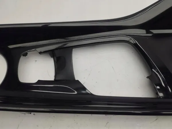 Toyota C-HR I 2020 Mittkonsolpanel OEM 58804F4021 image 3