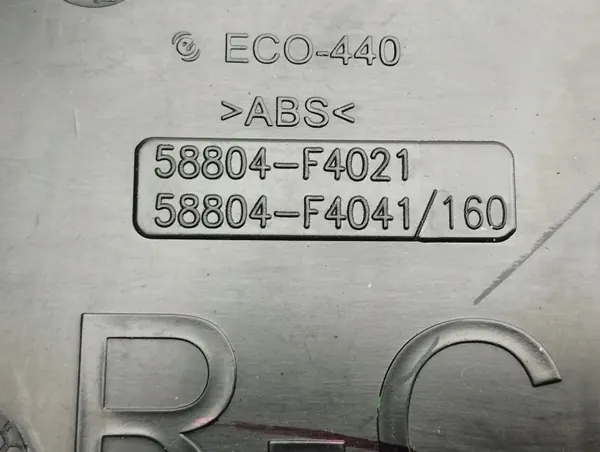Toyota C-HR I 2020 Mittkonsolpanel OEM 58804F4021 image 7