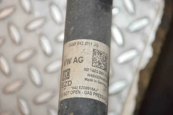 Amortizzatore posteriore sinistro VW PASSAT VARIANT B8 3Q0512011JG image 5