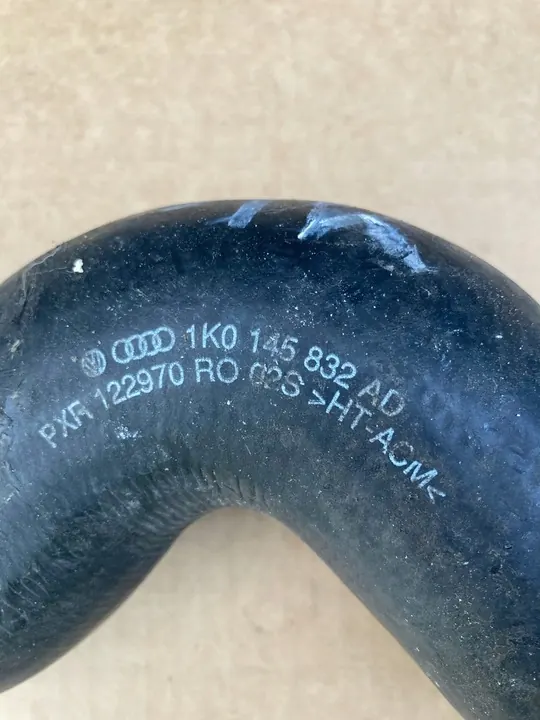 Tubería de aire VW Audi Skoda Seat 1K0145832AD image 3