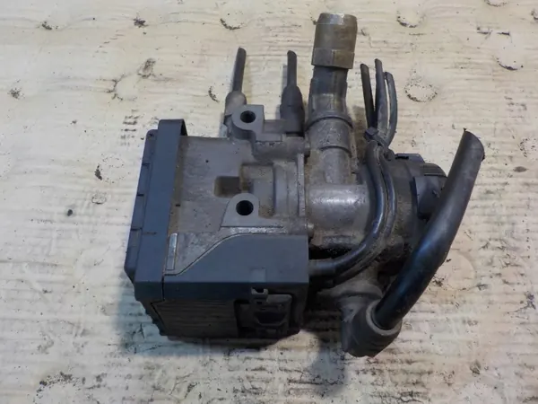 Modulateur de valve ABS Scania OE 1773676 - Occasion image 2