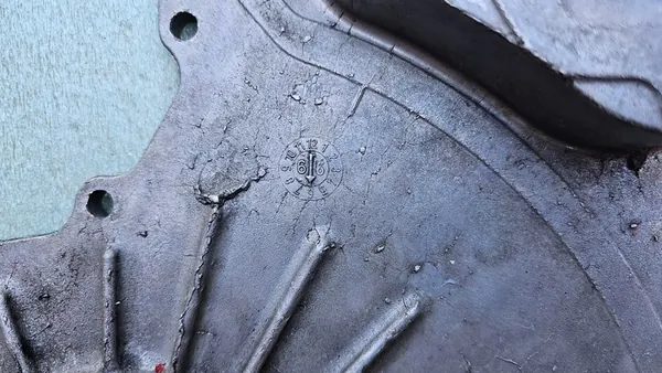 Timing Cover PASSAT B5 GOLF IV TOLEDO II 2.3 VR5 071103173A image 4