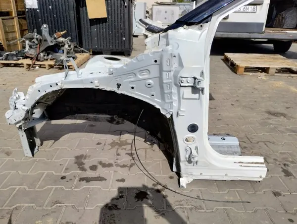 TOYOTA C-HR II vänster frampanel OEM image 2