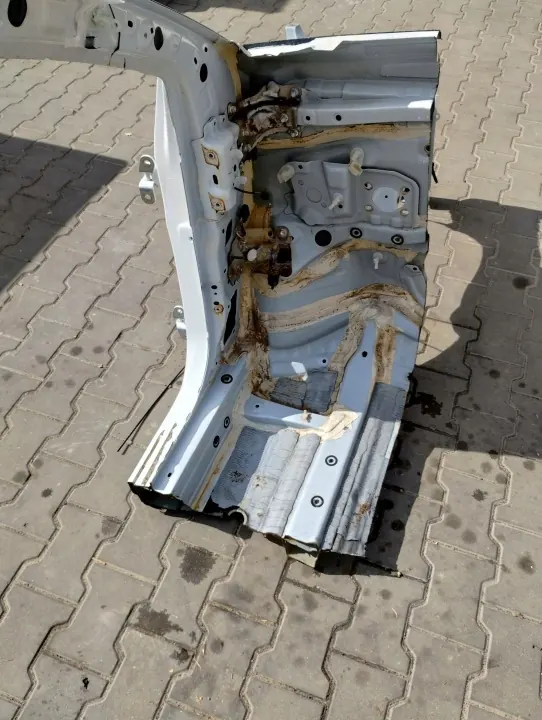 TOYOTA C-HR II vänster frampanel OEM image 4