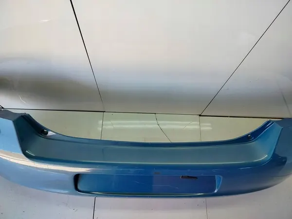 Paraurti posteriore Toyota Yaris II 2006 image 2