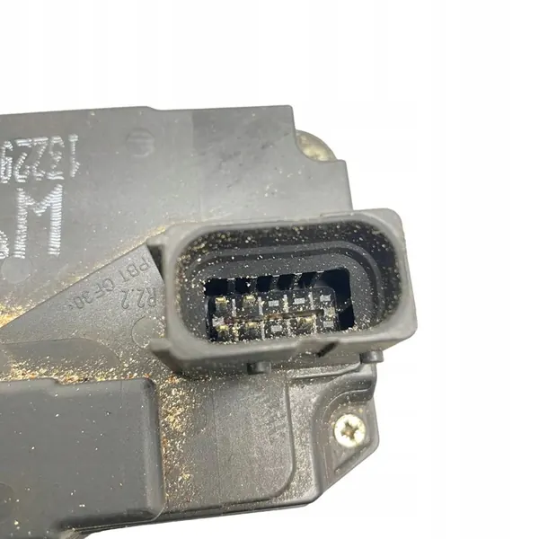 Bakdörrlås OPEL ZAFIRA B 13220372 image 7