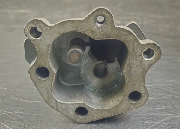Fiat 128 Oljepumpshus OEM 128A000 4194849 image 3