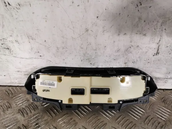 Honda CR-V klimatpaneler OEM FBZ10299 Begagnad image 4