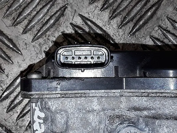 Corps de papillon Suzuki Ignis 2017 1200 essence 68p0 image 3