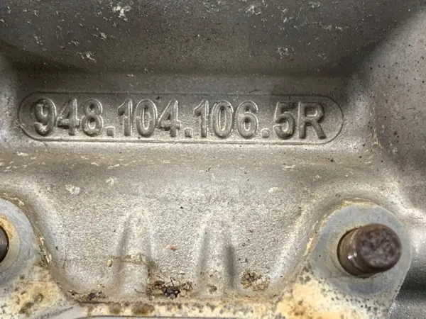 Culasse gauche OEM 9481041065R Porsche Panamera image 9