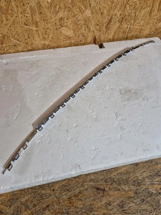 OEM 5NA853835E Bakre Stötfångarstrimma VW Tiguan II image 3