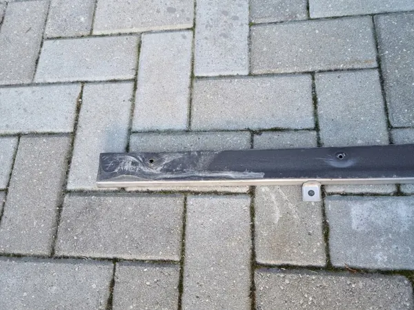 OEM 7H3843872AA Sivunoven alaraide - VW Transporter image 3
