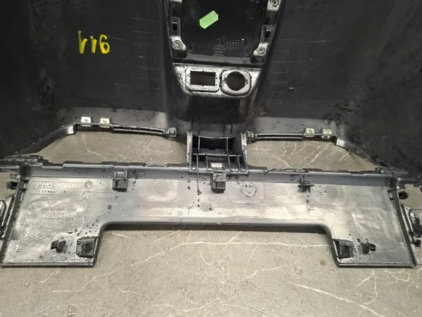 OEM A9106892100 Consolekap Mercedes Sprinter image 6