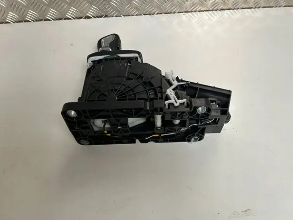 Levier de vitesse Volvo XC60 2018 OEM 32240021 - Occasion image 5