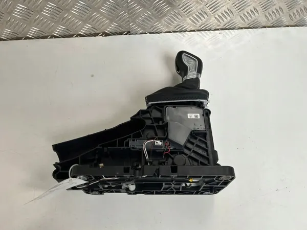 Levier de vitesse Volvo XC60 2018 OEM 32240021 - Occasion image 6