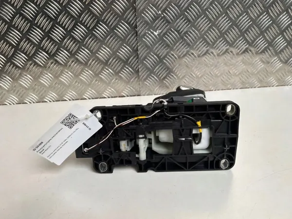 Levier de vitesse Volvo XC60 2018 OEM 32240021 - Occasion image 8