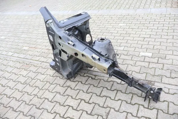 JEEP GRAND CHEROKEE WK2 Aile Avant Droite OEM image 2