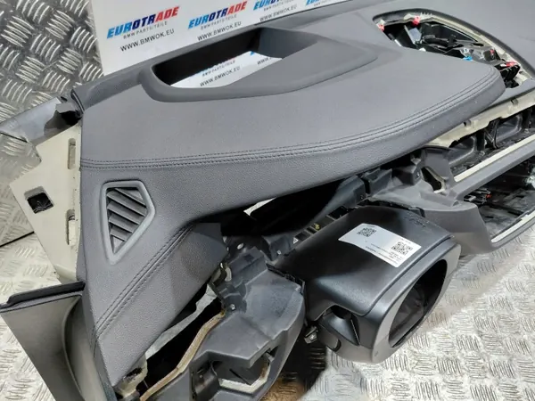 BMW 6 G32 LCI Mittariston Konsoli Musta Sensatec OEM 7944666 image 6
