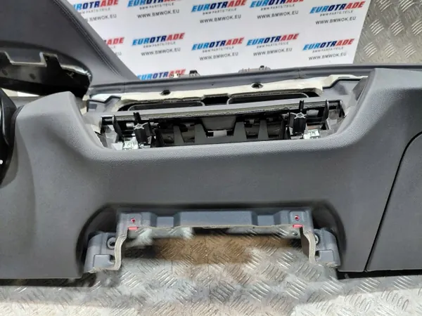 BMW 6 G32 LCI Mittariston Konsoli Musta Sensatec OEM 7944666 image 9