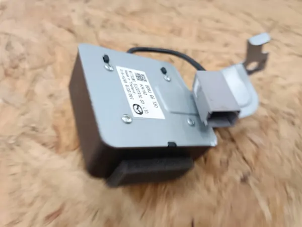 Mazda OE Antennmodul OEM BDMJ 66 T30 image 2