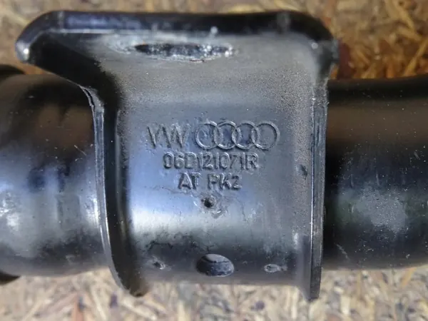 AUDI A4 B7 2.0 TFSI Vesijohdot 06D121101B 06F121057D image 6