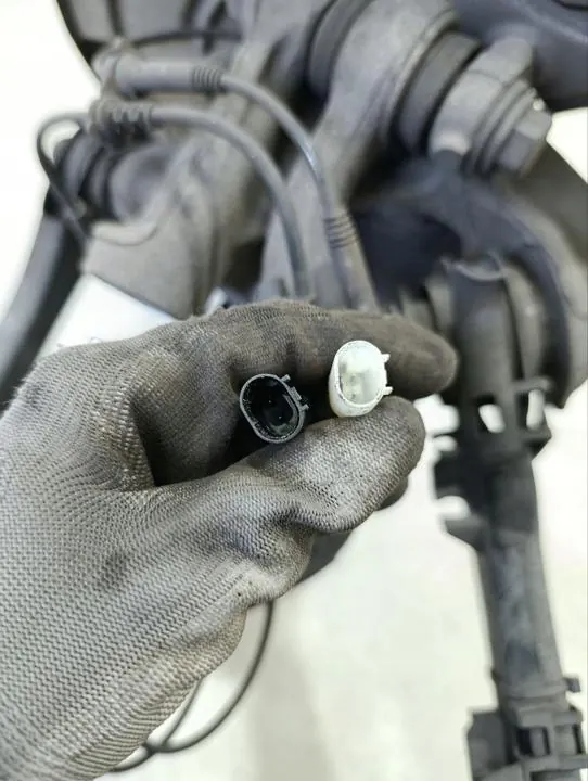 Set di Sospensione Posteriore BMW 7 2018 Lato Sinistro OEM 62165410 image 8