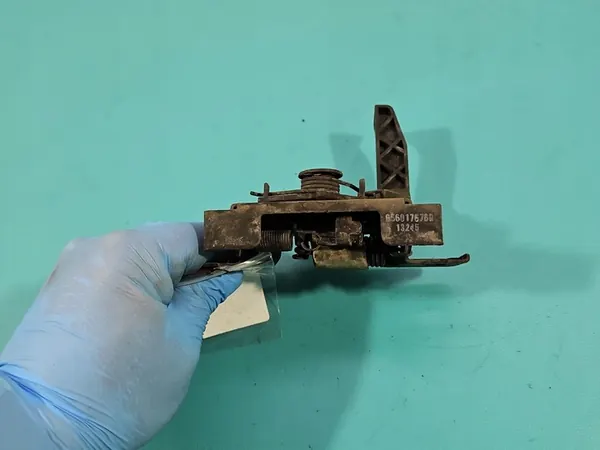 Motorhuvudlås 656017676R Dacia Sandero II 12-20 image 3