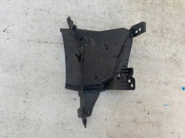 Linker luchtgeleider Audi A4 B9 8W0121763L image 2