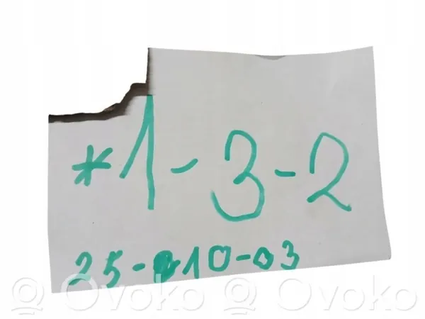 Ruitenwissermotor Toyota Yaris OEM 85110K0110 - Gebruikt image 3