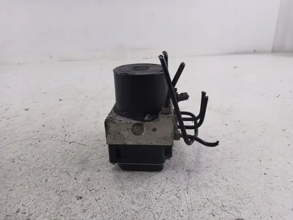Pompe ABS OEM 6Q0614117S pour VW Polo 9N 1.4TDI image 3