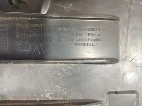 Framstötfångare Skoda Fabia III image 3