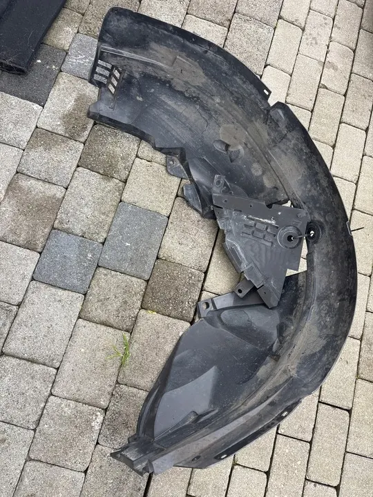 Front Left Wheel Arch Dacia Sandero II 2012-2020 image 3