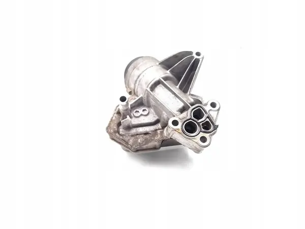 Oljefilterfäste Mercedes-Benz A-Class AMG A 35 2019 image 4