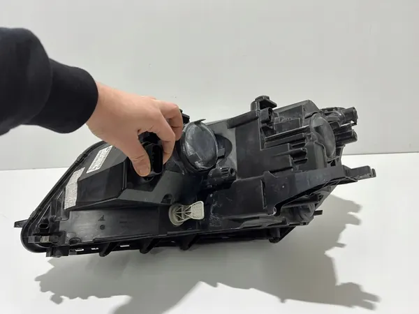 Volkswagen Sharan II Farol Direito 2010+ OEM image 10