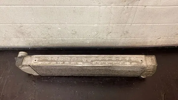 Renault OE 8200325003 Enfriador de aire image 6