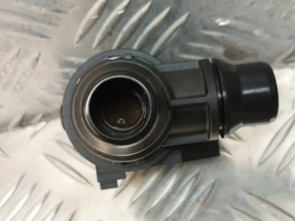 BMW 9896408 Wasserverteiler-Steuerventil image 8