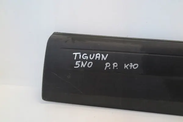 VW TIGUAN I 5N Right Front Door Trim 5N0854940A image 5