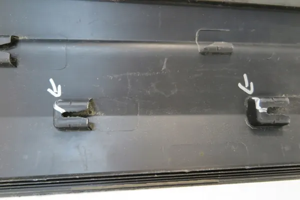 VW TIGUAN I 5N Right Front Door Trim 5N0854940A image 8