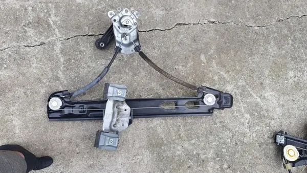 OEM 6J8839462 Rechter achterruithefboom - Seat Ibiza image 4