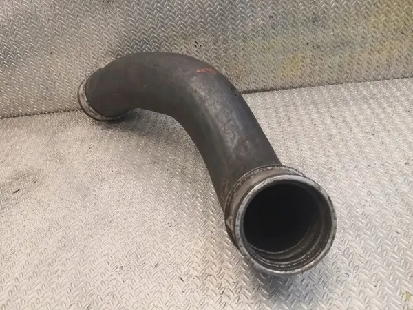 Mercedes-Benz E W211 Intercooler-Schlauch image 2