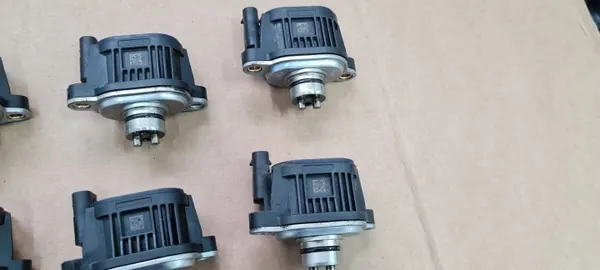 OEM 06M906048E Solenoidiventtiili 3.0 TFSI Moottorille image 4