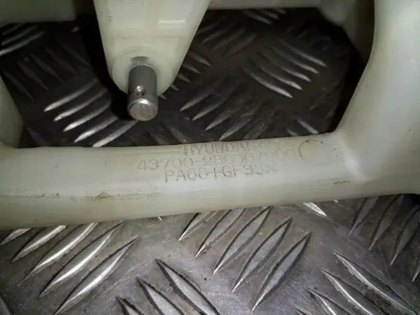 Versnellingspook OEM 43700-2B000 voor Hyundai Santa Fe II 2.7 image 3