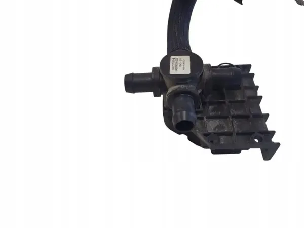 Pompe à eau Tesla Model X OEM 6007370-00-B Occasion image 3