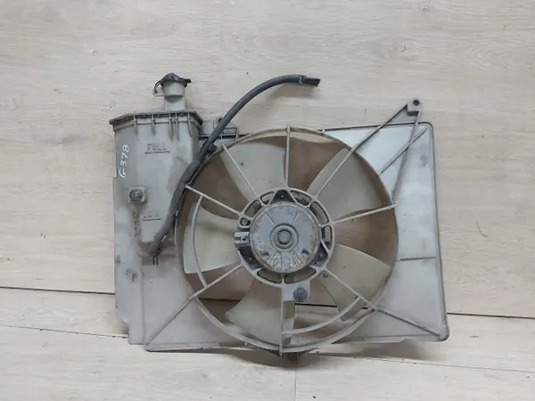 Jäähdytinpuhallin Toyota Yaris II 06-08 OEM YARIS II WENTYLATR CHŁODNICY 1,3 image 2