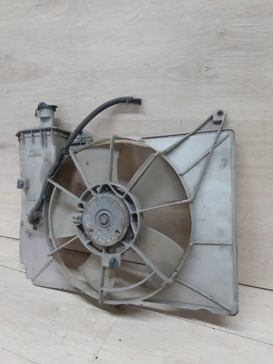 Jäähdytinpuhallin Toyota Yaris II 06-08 OEM YARIS II WENTYLATR CHŁODNICY 1,3 image 3