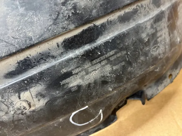 HYUNDAI TUCSON III Front Right Wheel Arch 86812-D7000 image 3