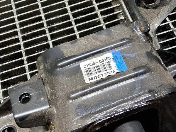 Soporte de caja Hyundai Bayon 2025 OEM 21830Q0100 image 6