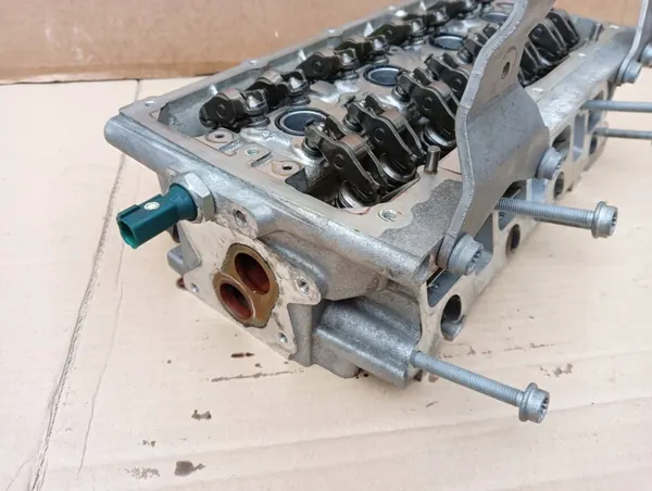 Cabeça motor 1.4 TSI 150CV OEM 9650102496501024 image 10
