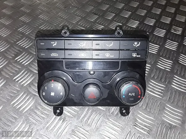 Hyundai AC Control Module OEM 972502L1504X image 2