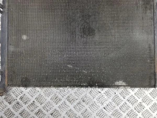 Renault OE Vattenkylare OEM AMD63258 Begagnad image 3